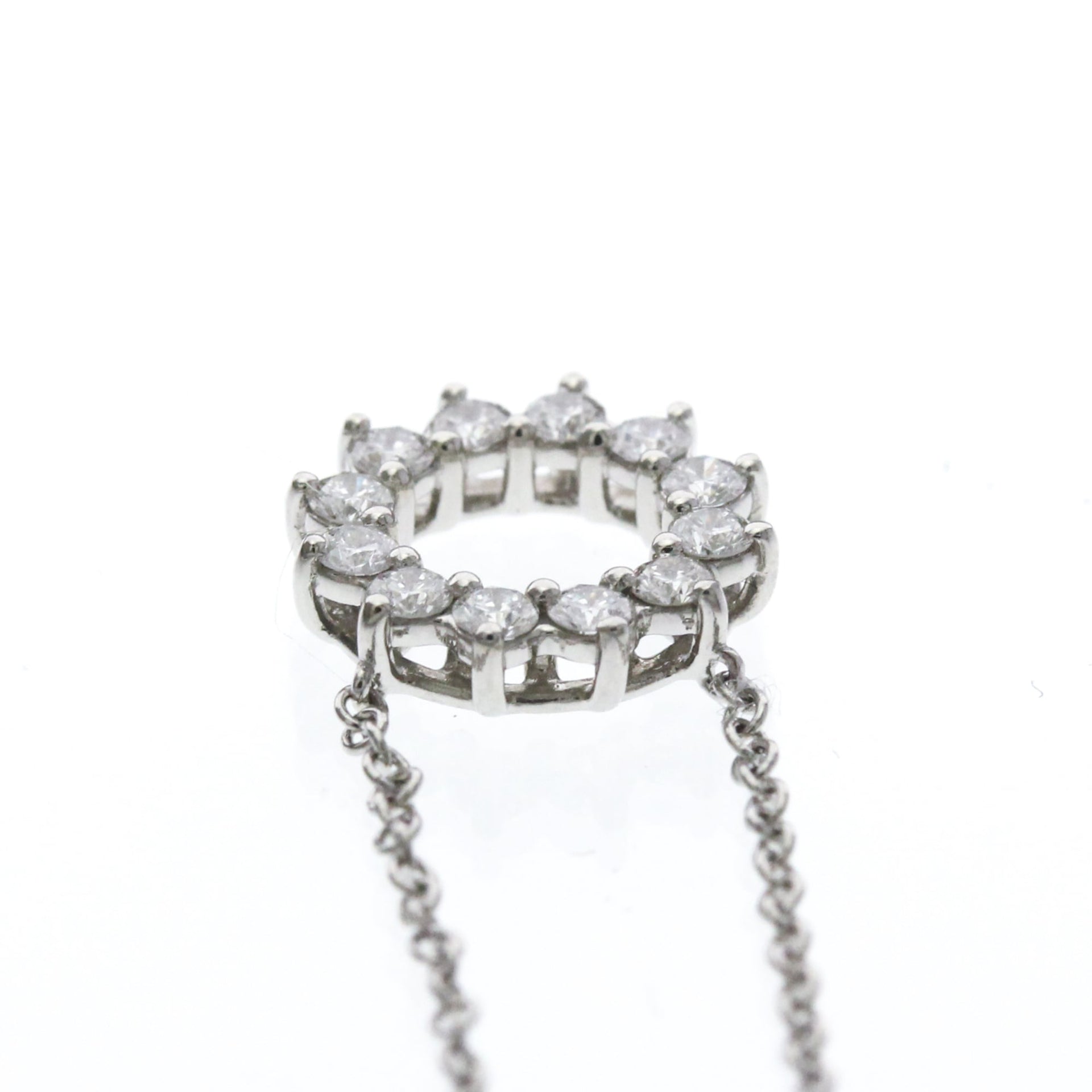 Collier Tiffany Open Circle Mini, platine et diamants 6
