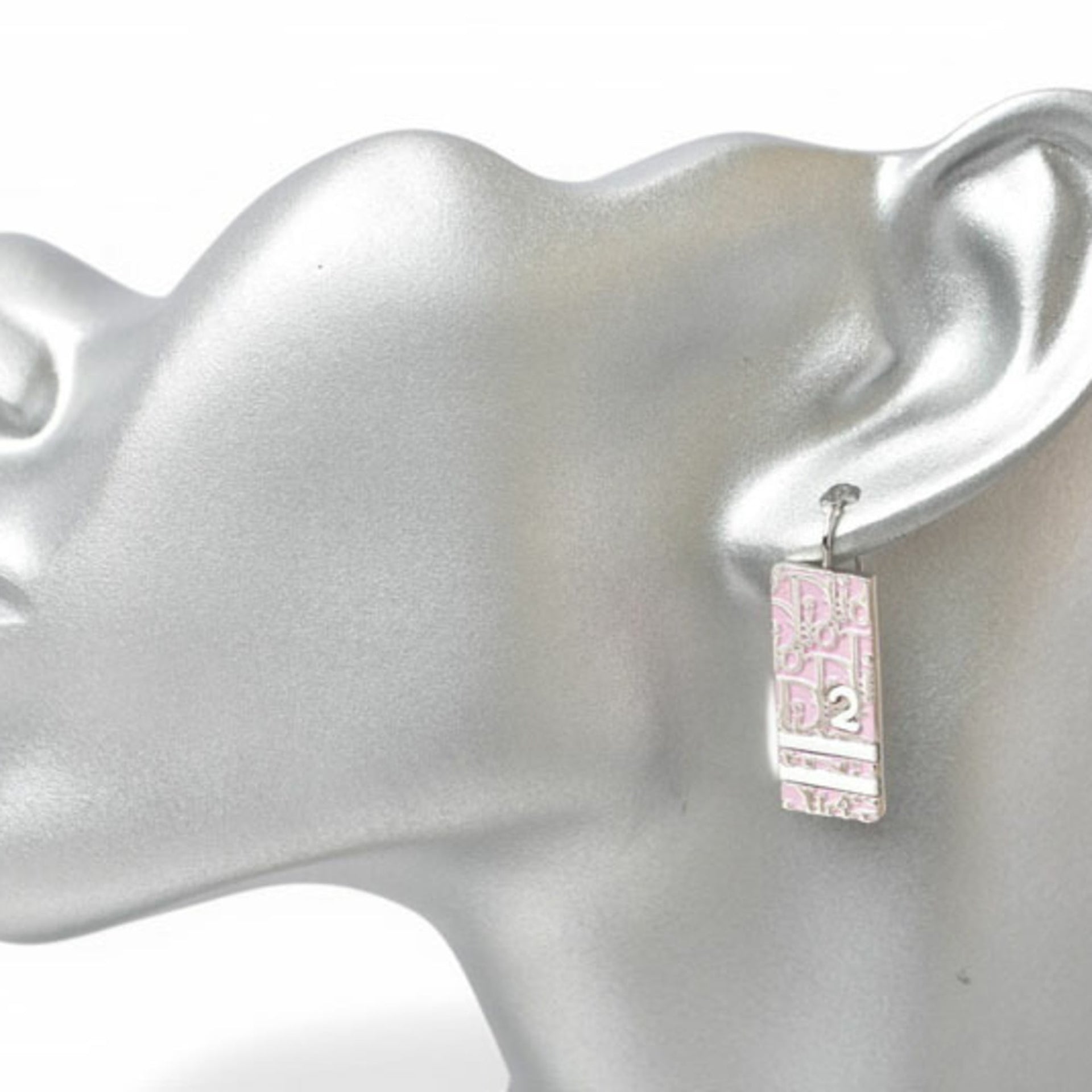 Boucles d'oreilles Christian Dior 16
