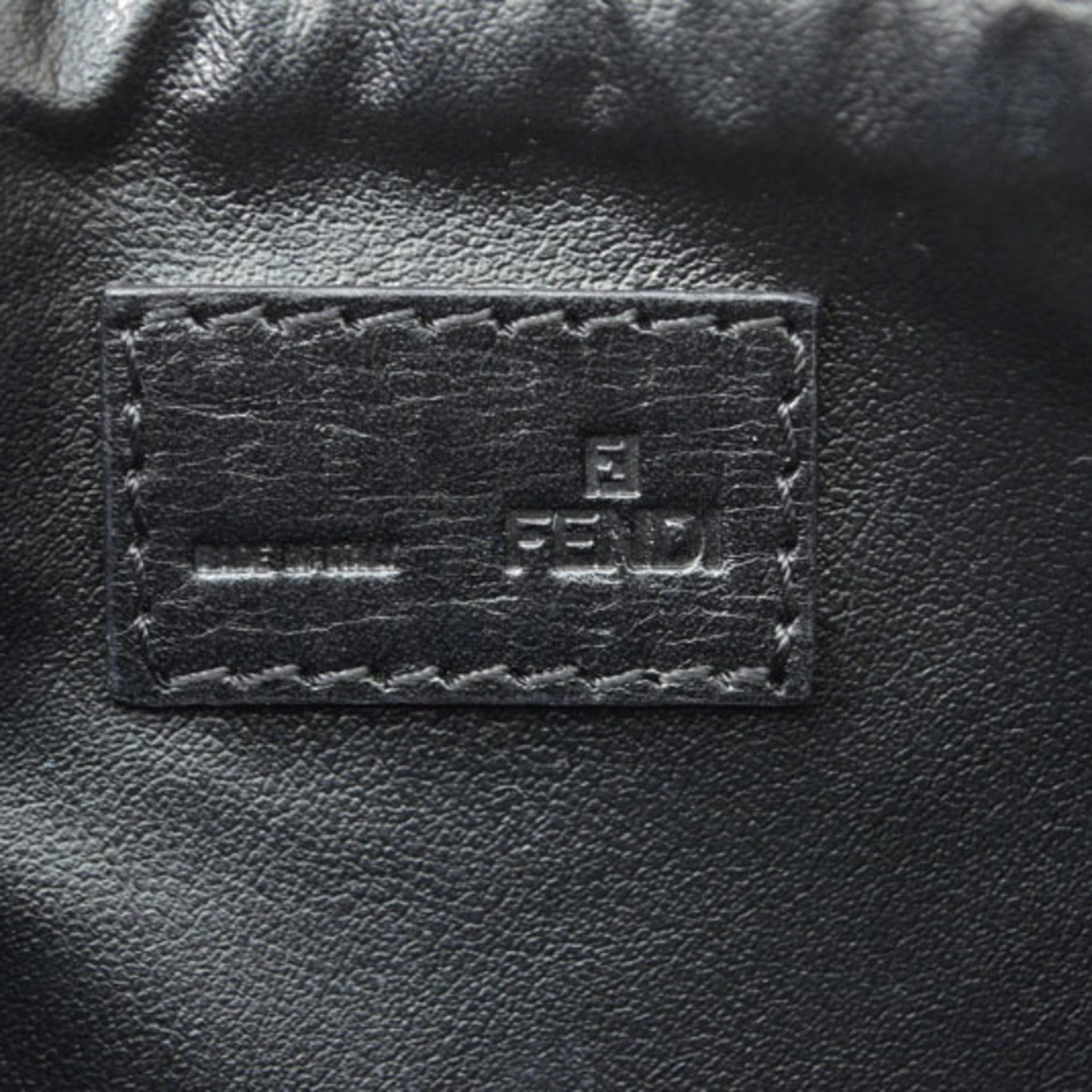 Pochette de voyage Fendi 18