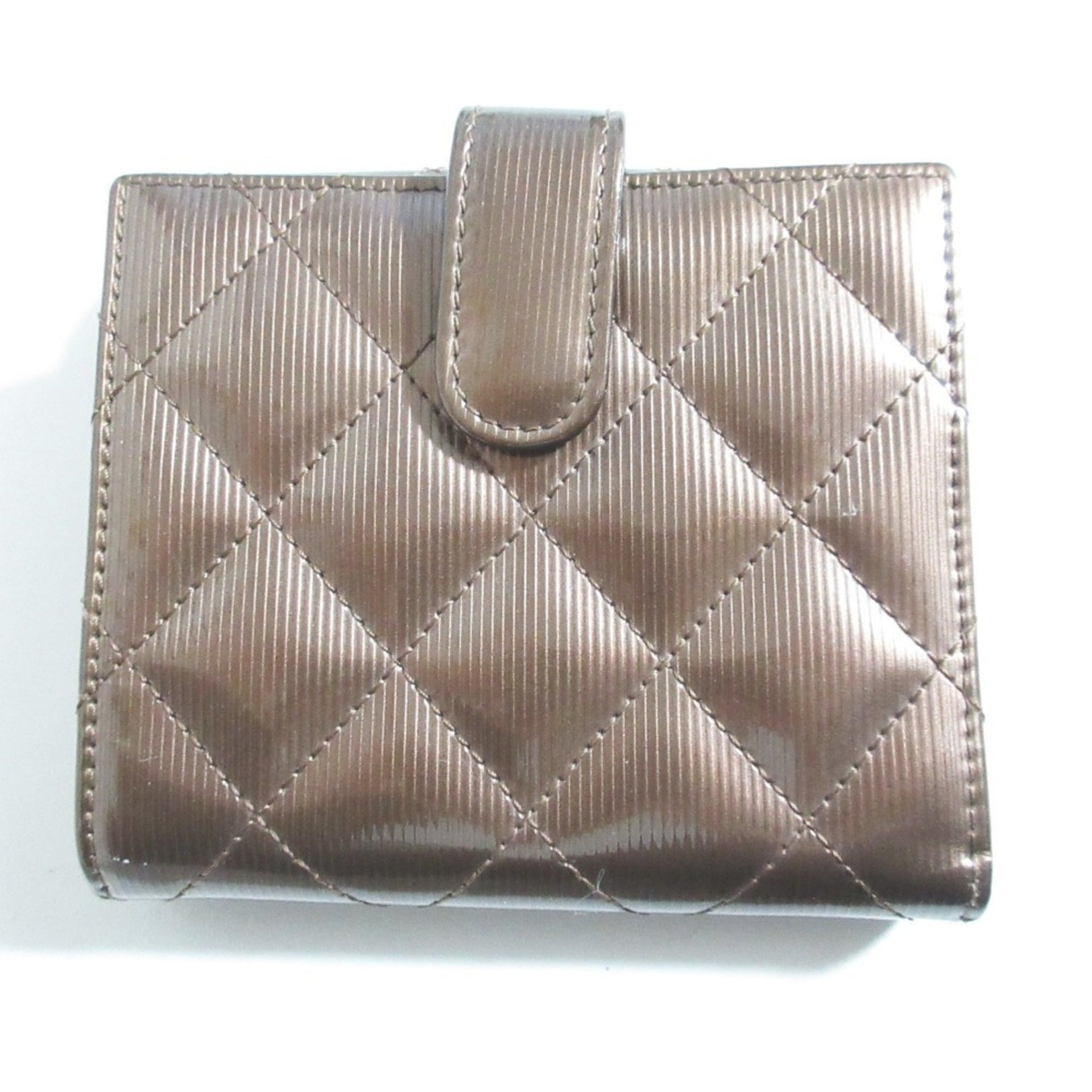 CHANEL Matelassé Patent Leather Double Snap Compact Wallet 6