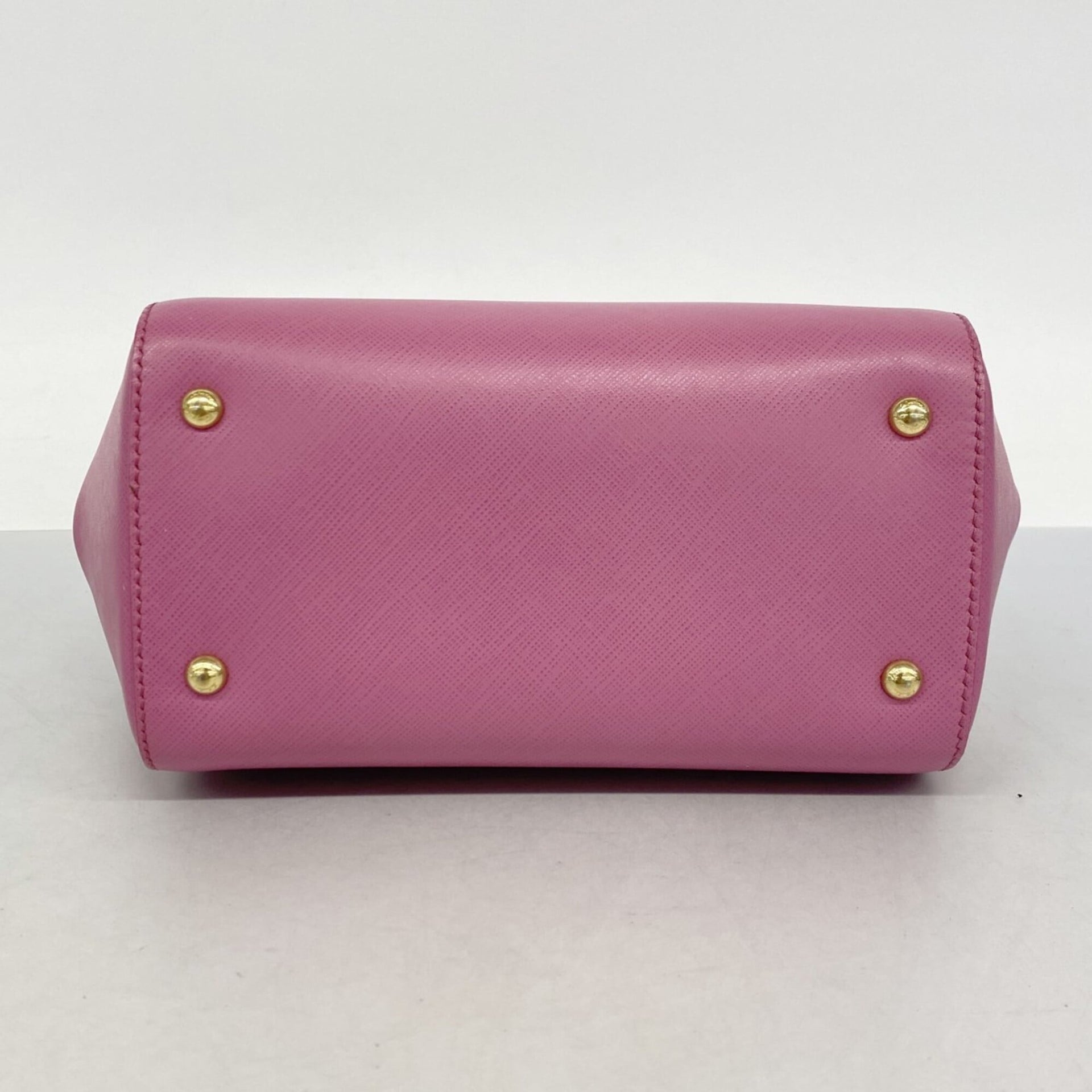 Sac à main en cuir Vara Salvatore Ferragamo 24