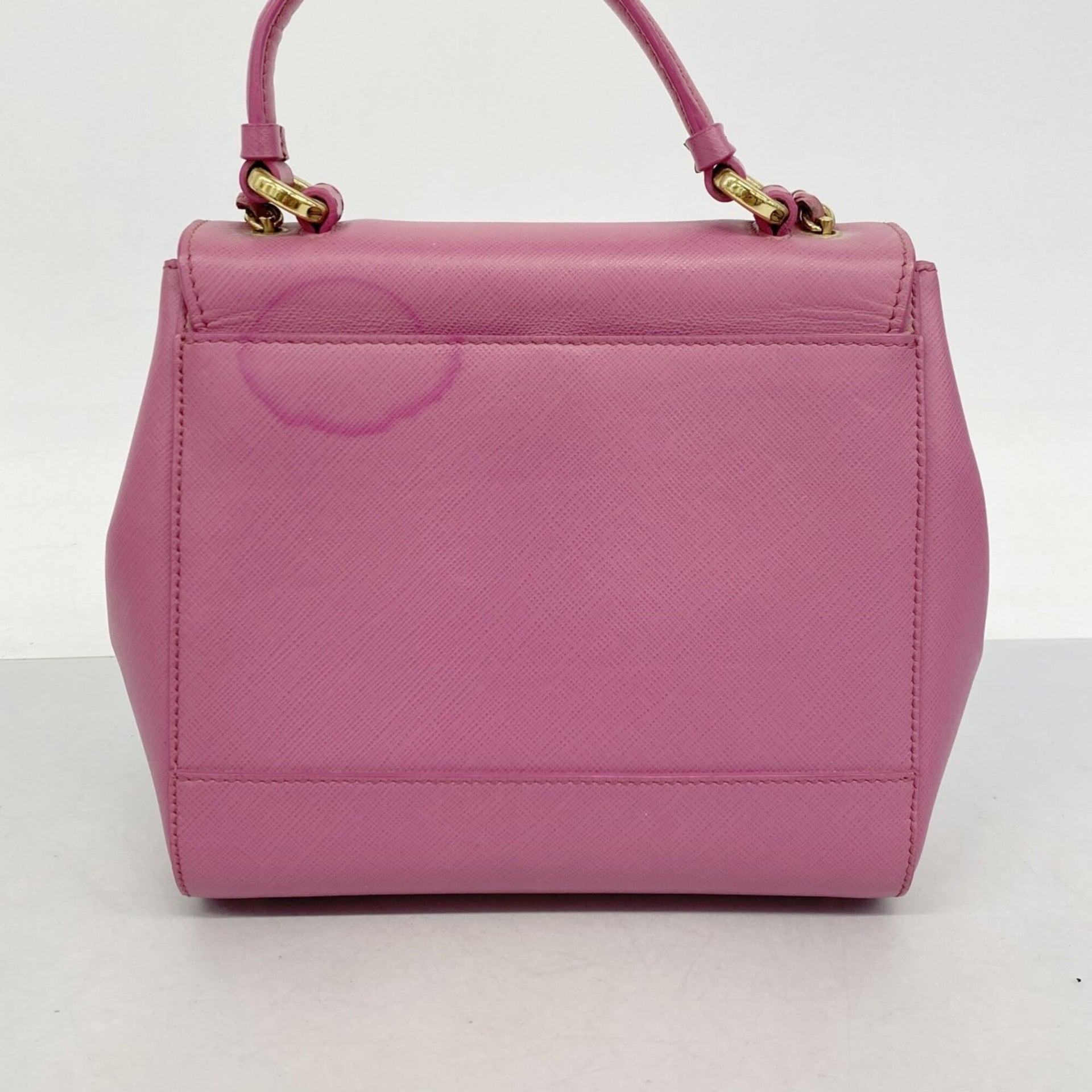 Sac à main en cuir Vara Salvatore Ferragamo 32