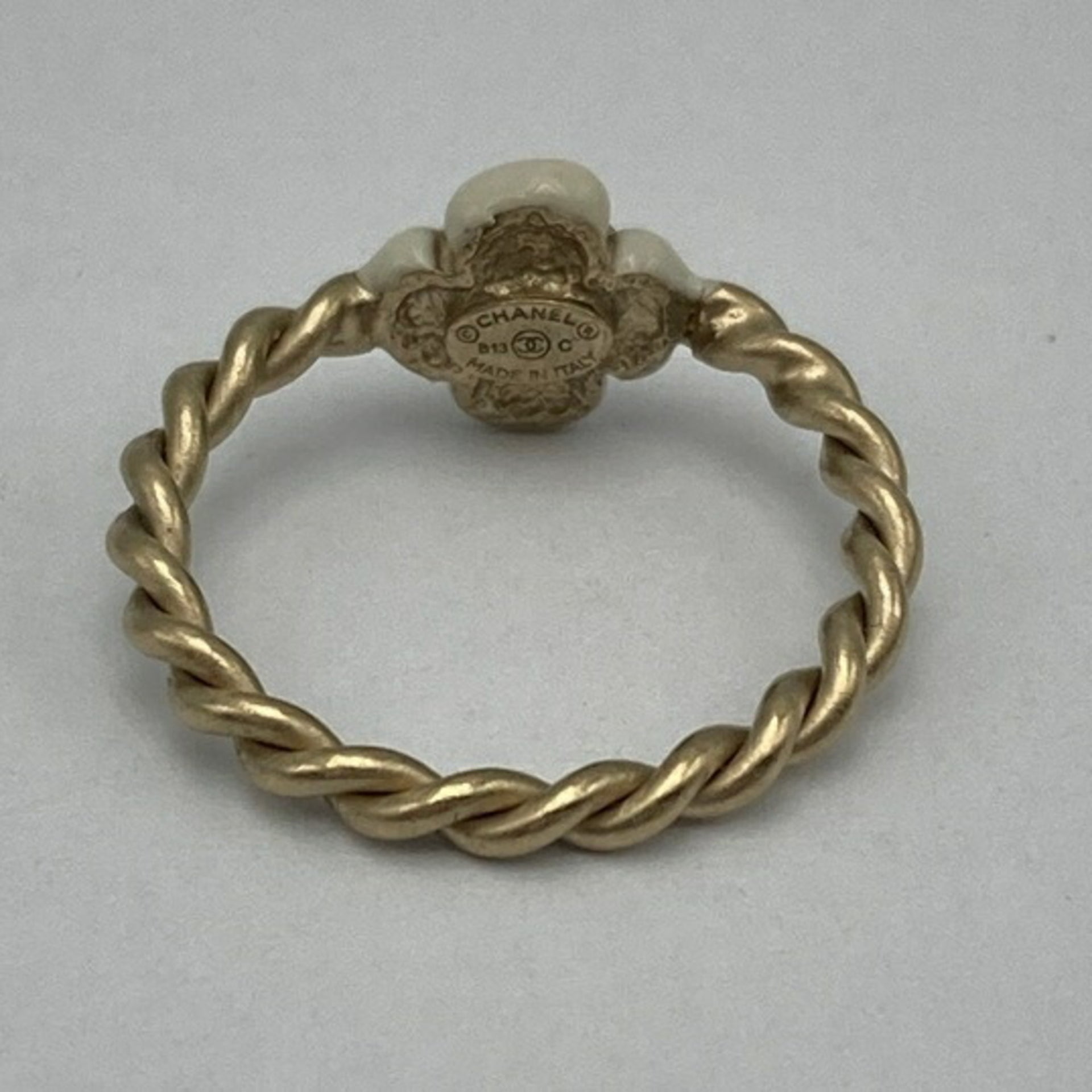 Bague Camélia, collection Croisière 2013 CHANEL 4