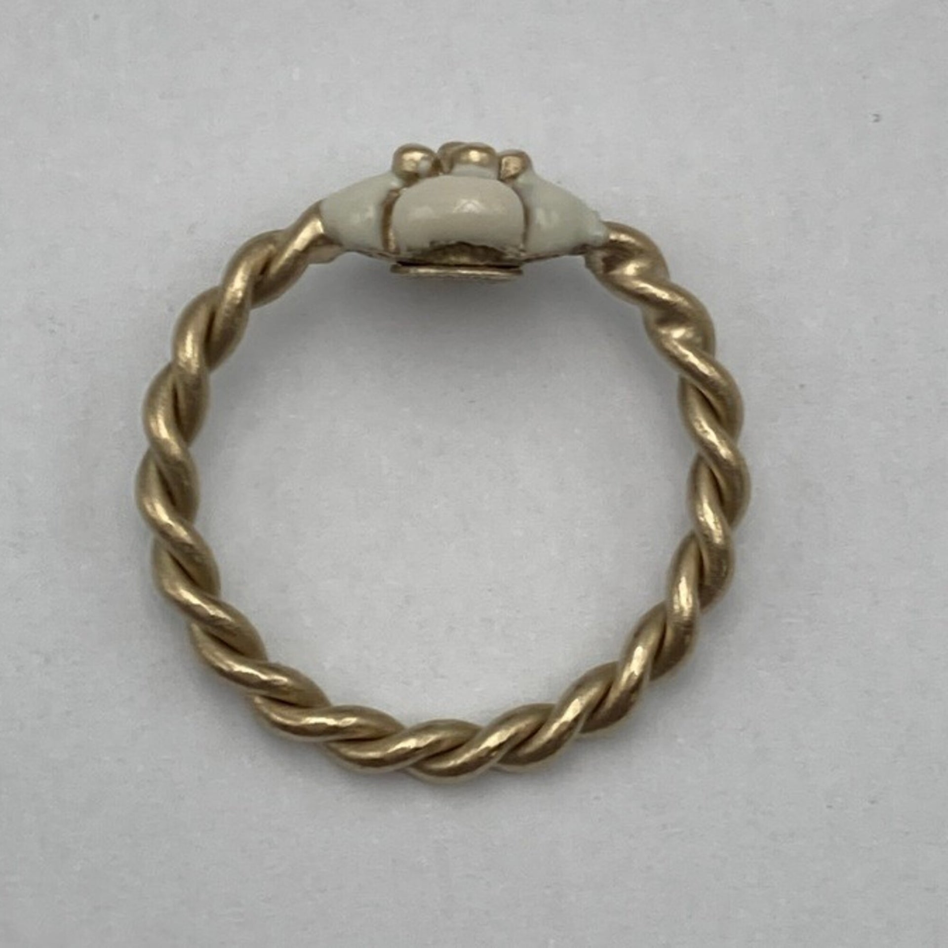 Bague Camélia, collection Croisière 2013 CHANEL 5