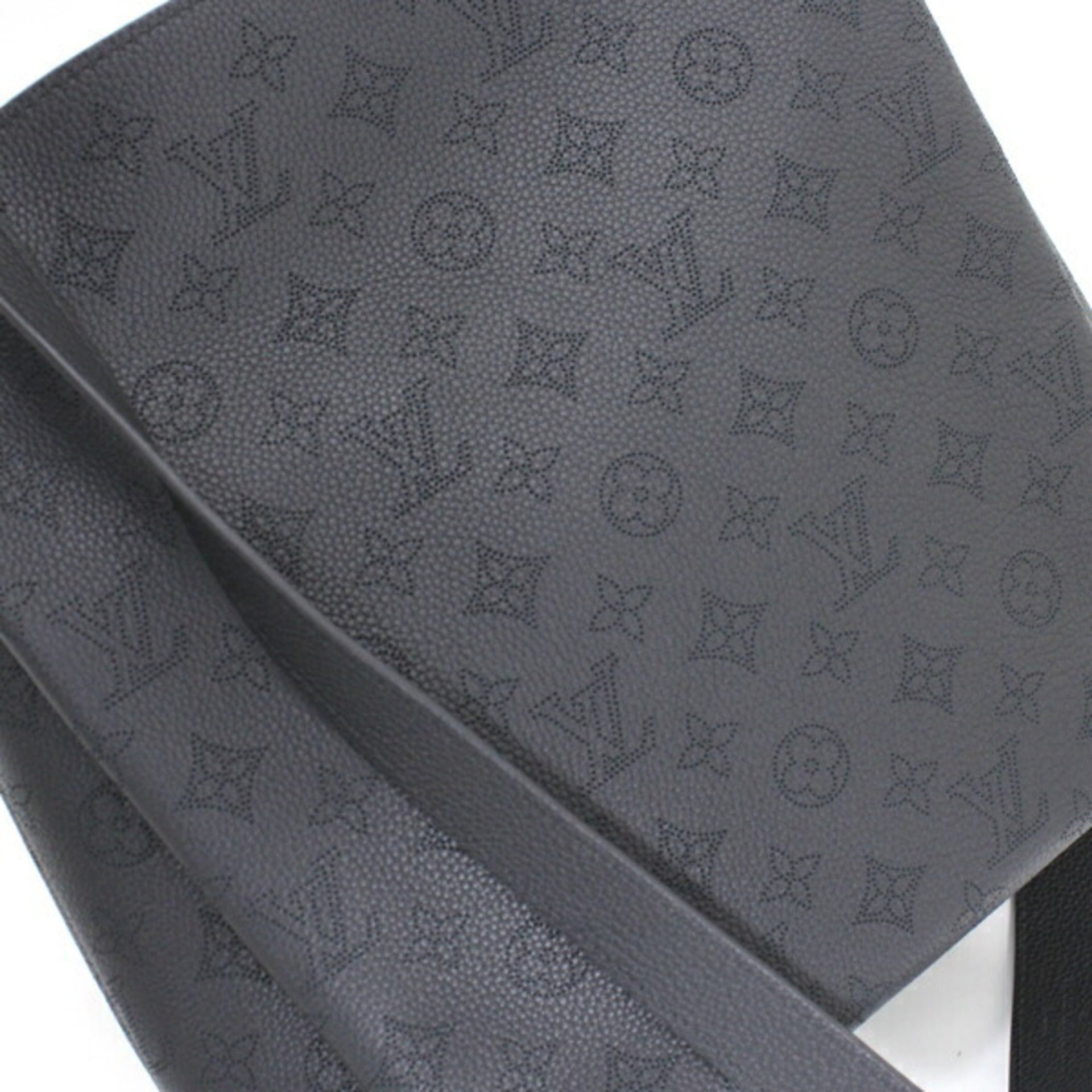 Louis Vuitton Babylon PM Shoulder Bag 6