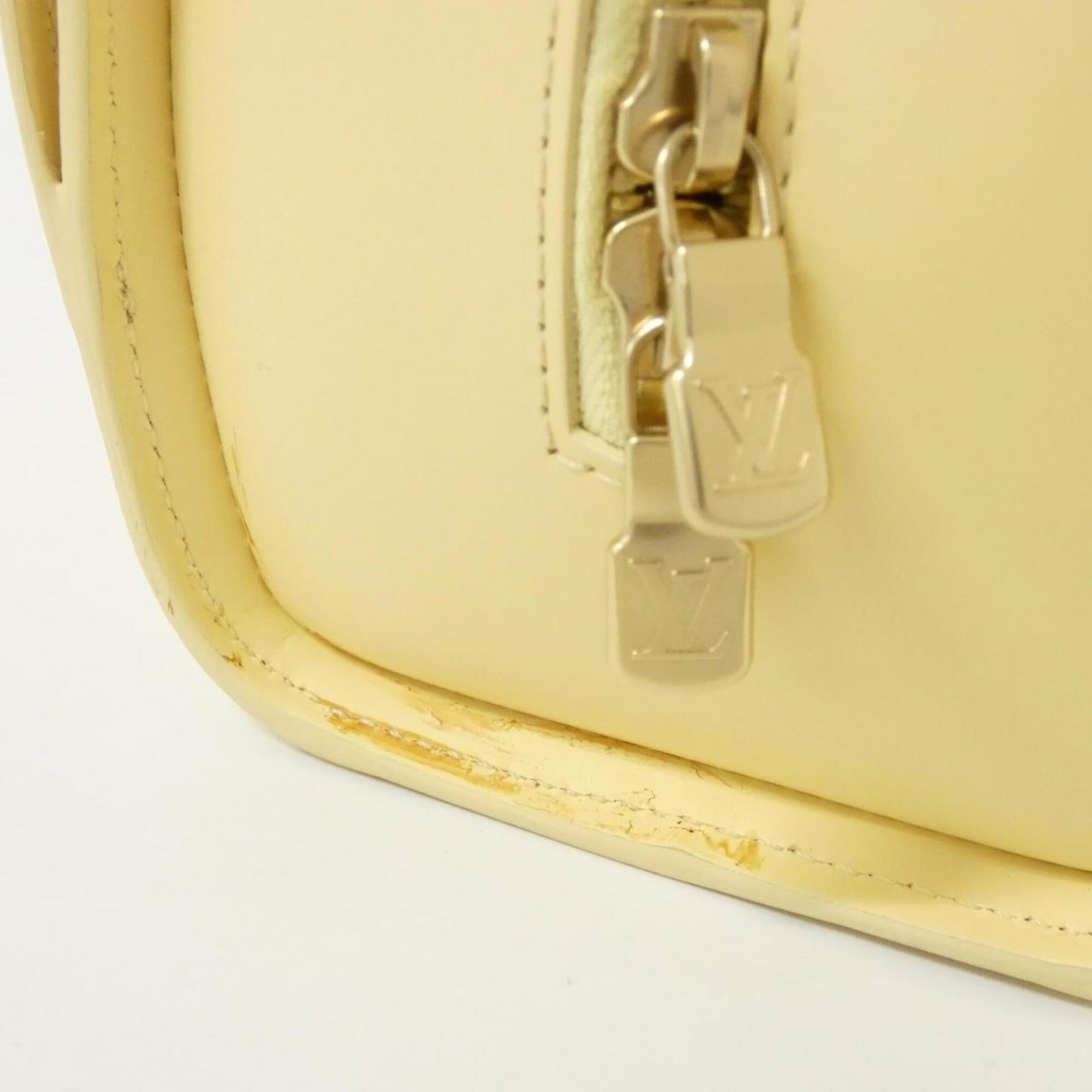 Louis Vuitton Epi Pont Neuf M5205A Handbag 6