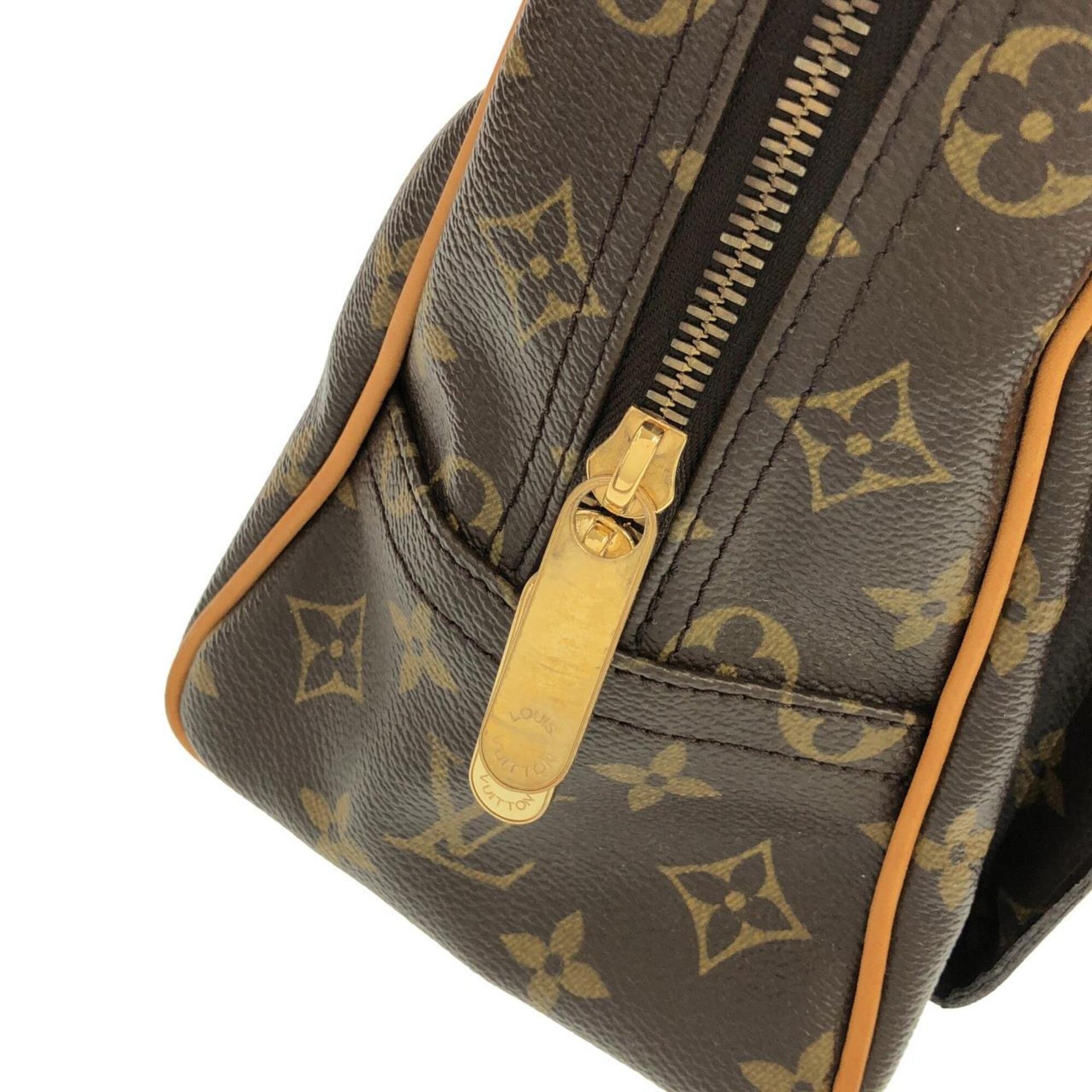 Louis Vuitton Monogram Manhattan GM M40025 Handbag 3