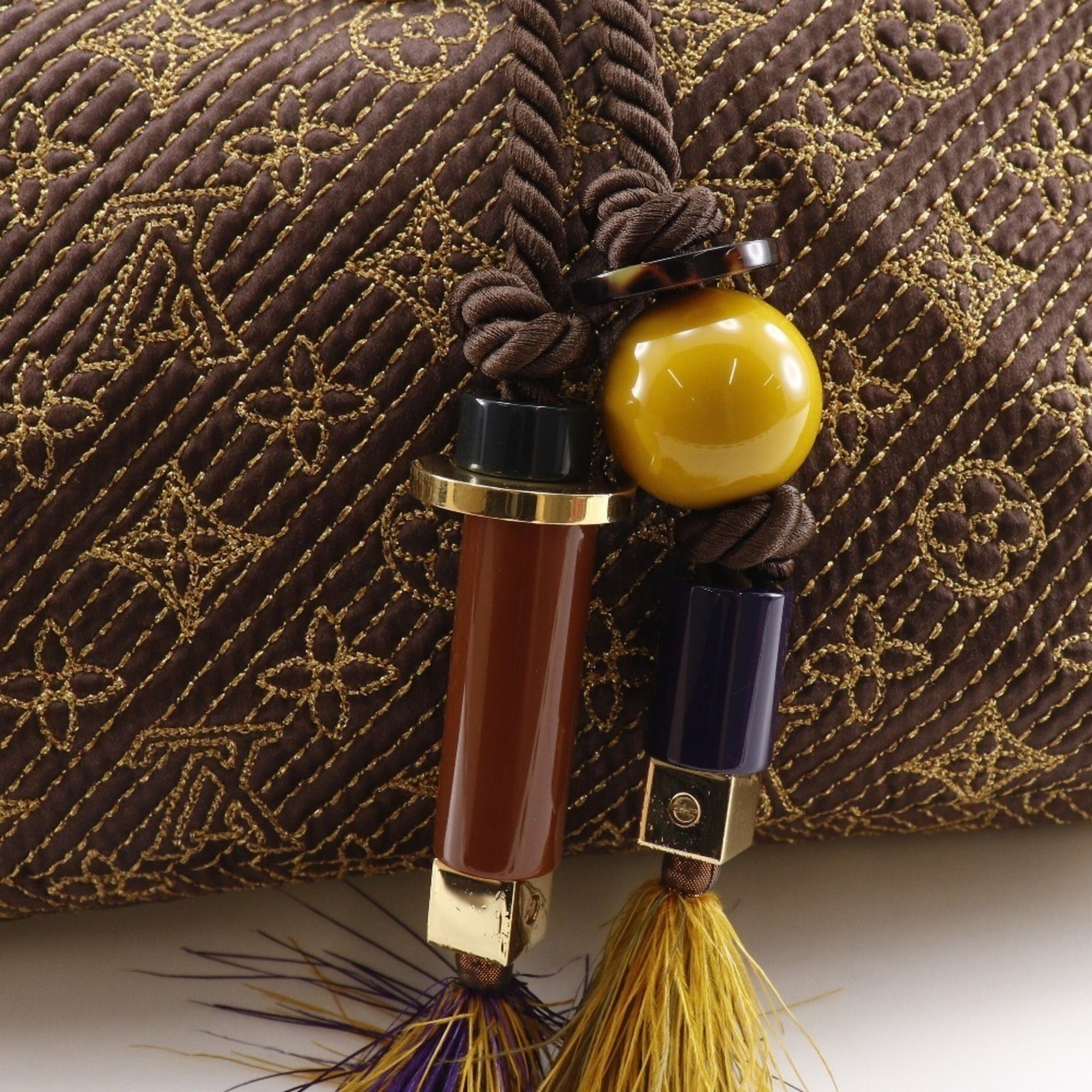 Louis Vuitton African Queen-clutch 16
